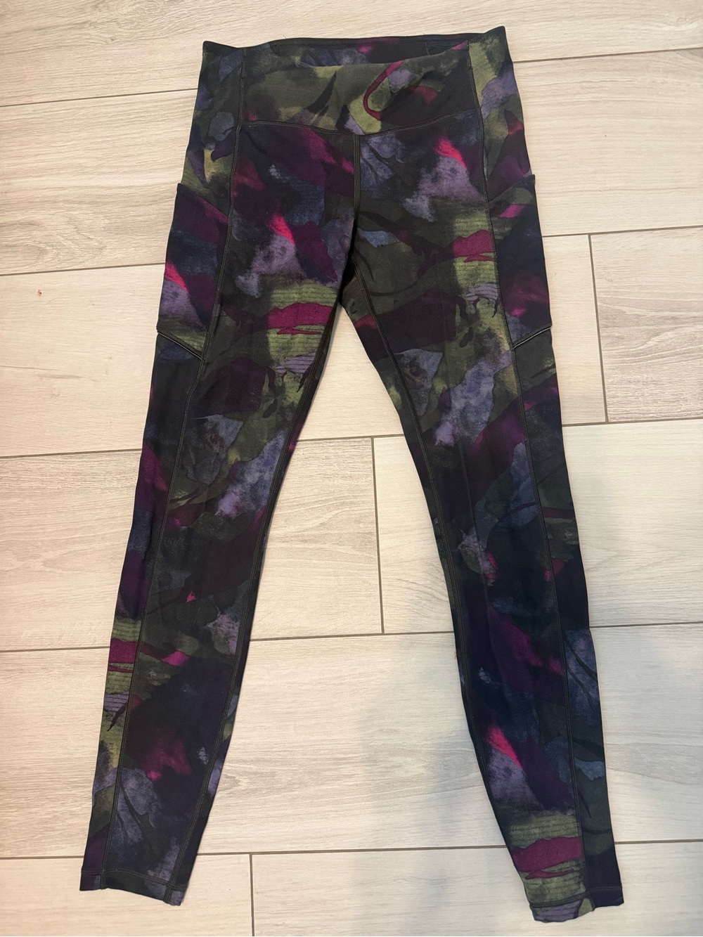 lululemon athletica Multi-Color Abstract Print Leggings